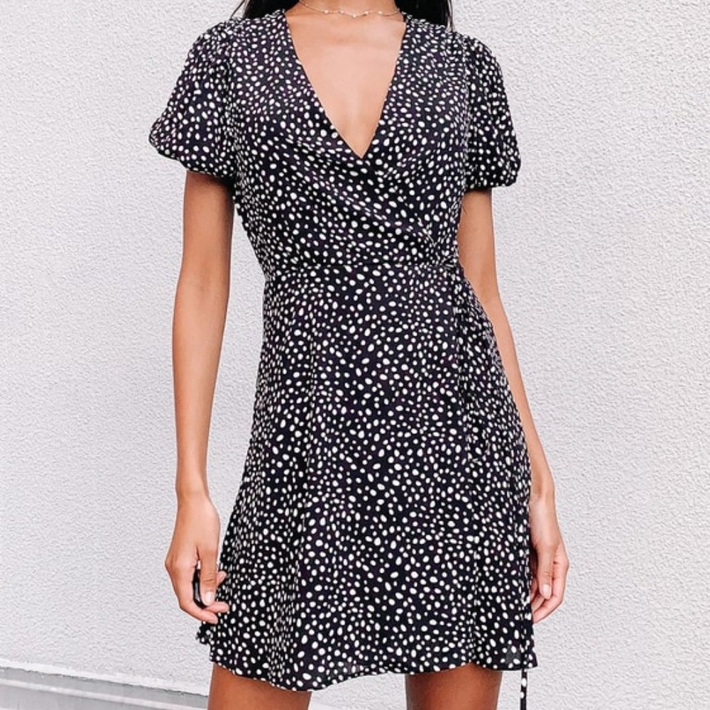 Lulus Black Dot Print Puff Sleeve Wrap Mini Dress Womens Size Large